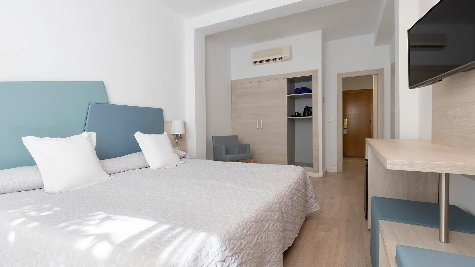 Hotel Palia Las Palomas Torremolinos 4*,