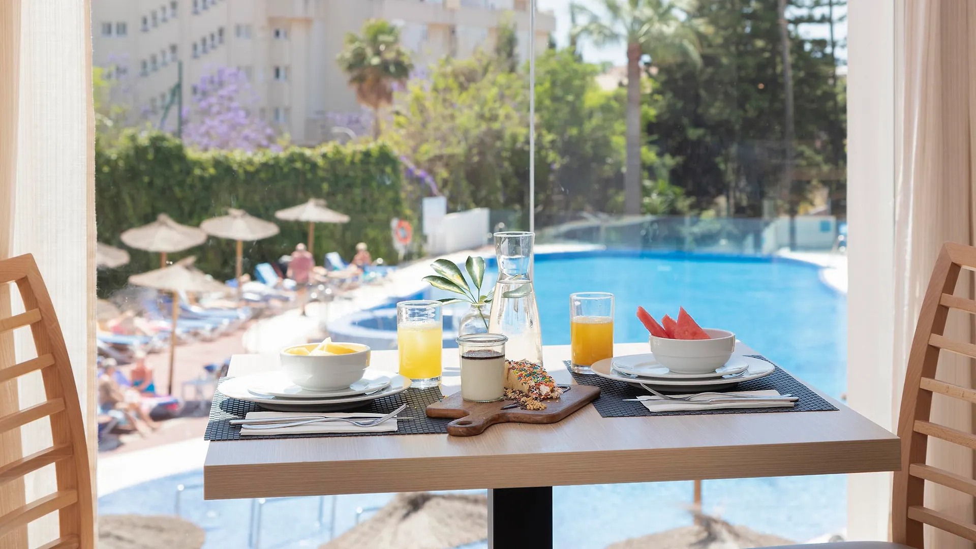 Hotel Palia Las Palomas Torremolinos 4*,  Spain